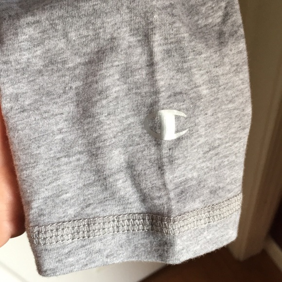 Champion Notre Dame Long Sleeve Tee NWT - Picture 3 of 9